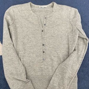 Vince 100% cashmere sweater!